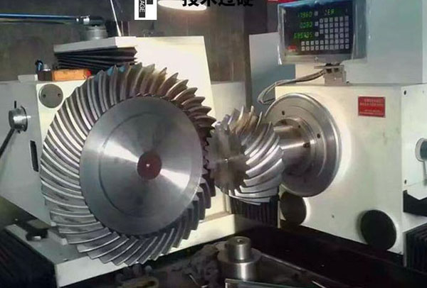 鏈輪齒形加工方法！